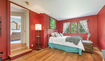 558 Province Rd, Belmont, NH 03220