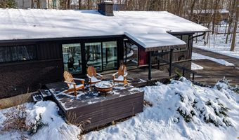 4120 Woodland Dr, Ann Arbor, MI 48103