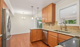 12213 WESTMONT Ln, Bowie, MD 20715