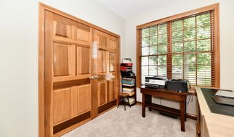 355 Connecticut Cir, Indianapolis, IN 46217