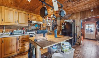 37 High St, Bradford, NH 03221