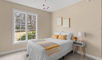12 Alonesos Way, Andover, MA 01810