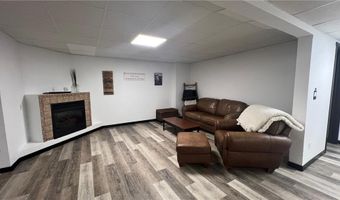 405 Sun Cir, Avon, MN 56310