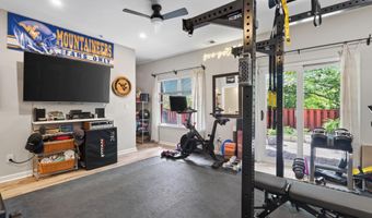 5155 BALLYCASTLE Cir, Alexandria, VA 22315