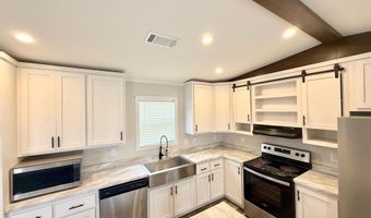 9106 Leo Montet Pvt Ln, Abbeville, LA 70510