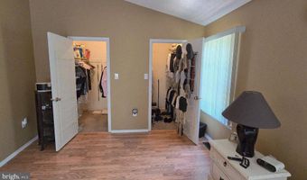 60 CHEROKEE Dr, Absecon, NJ 08205
