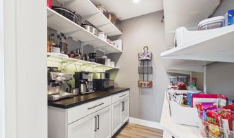 214 E Wapello St, Agency, IA 52530