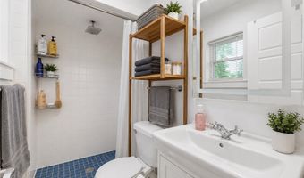 703 NW J St, Bentonville, AR 72712