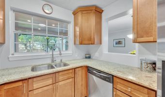 532 GREELY St, Orlando, FL 32804
