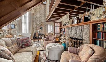 90 Putnam Pike, Johnston, RI 02919