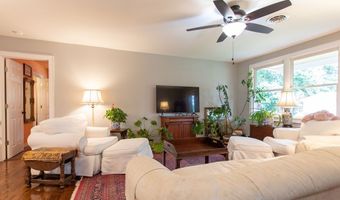 344 Gibson St, Abingdon, VA 24210