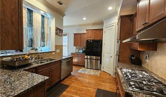 10924 Waters Rd, Alpharetta, GA 30022