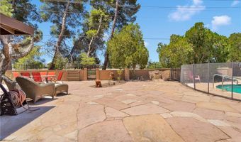19955 Chickasaw Rd, Apple Valley, CA 92307