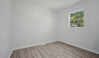 39477 N Hickory Ave, Antioch, IL 60002
