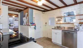 122 Taylor Ave, Madison, CT 06443