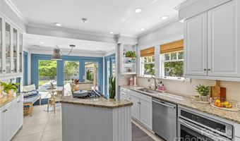 1726 The Plz, Charlotte, NC 28205