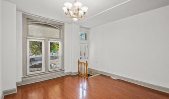 2913 E BALTIMORE St, Baltimore, MD 21224