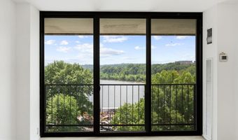 2700 VIRGINIA Ave NW 911, Washington, DC 20037