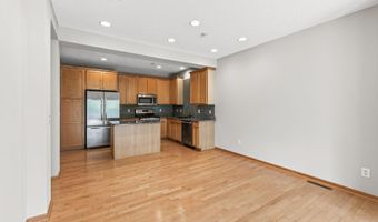 15589 Dwellers Way 1003, Apple Valley, MN 55124