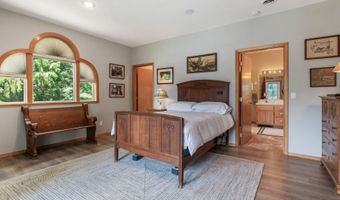 512 River Dr, Clark Fork, ID 83811