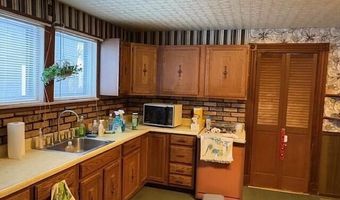 27 Dexter St, Bangor, ME 04401