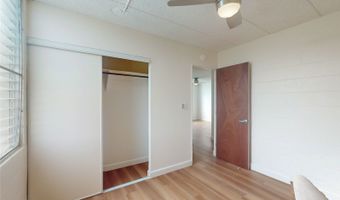 2015 Wilder Ave 2E, Honolulu, HI 96822
