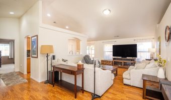 2002 S 60TH St, Springfield, OR 97478