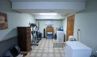 31586 R Ave, Adel, IA 50003