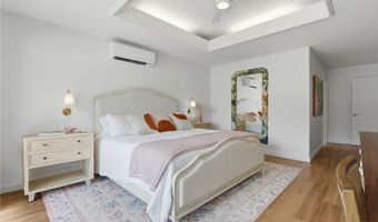 7327 Makaa St, Honolulu, HI 96825