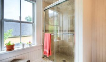 204 Spring St, Newport, RI 02840