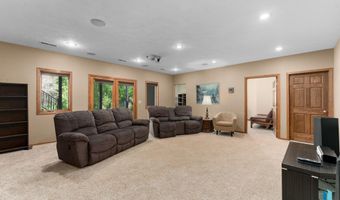608 N Riverwood Cir, Brandon, SD 57005