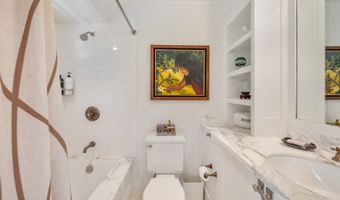 1586 Mokulua Dr, Kailua, HI 96734