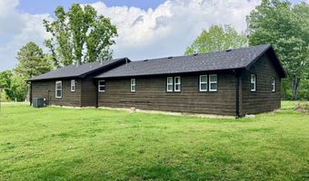 613 Hall Ave, Ava, MO 65608