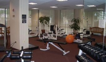 901 N MONROE St 203, Arlington, VA 22201