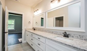 12 Angus Ln, Bella Vista, AR 72715