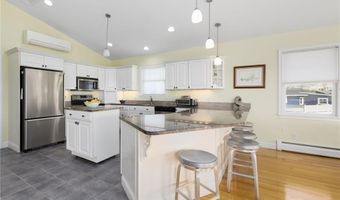 18 STARFISH Dr, Narragansett, RI 02882