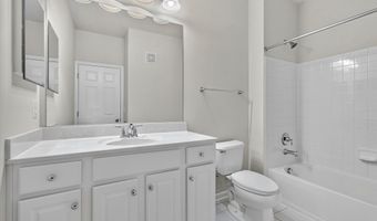 43845 CENTERGATE Dr, Ashburn, VA 20148