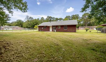 1520 Kingfisher Dr, Gautier, MS 39553