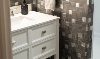 1024 W Water St, Berne, IN 46711