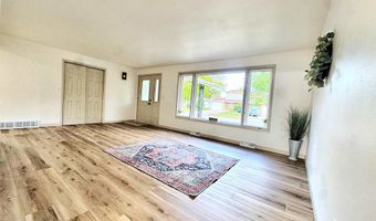 2317 N BAY St, Appleton, WI 54911