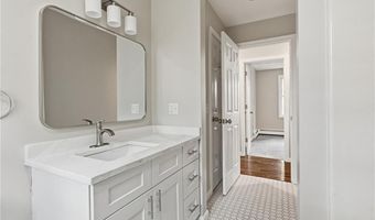 52 Mockingbird Dr, Exeter, RI 02822