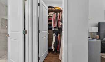 3062 N Spurway Dr, Ann Arbor, MI 48105