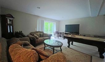 34 Lakeside Dr, Alloway, NJ 07461