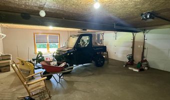 170 Sunrise Ave, Barton, VT 05822