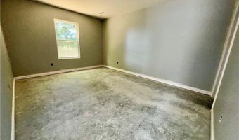 364 Oak St, Austin, IN 47102