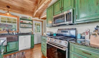 191 County Road 368, Albertville, AL 35951