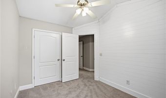 211 Oconee River Cir, Athens, GA 30605