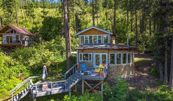 812 Pine Cove Rd, Bayview, ID 83803