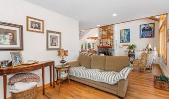 1046 Lakeside Dr E, Alloway, NJ 07422