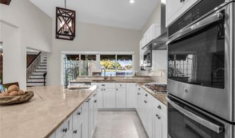 112 LAKEN Ln, Orlando, FL 32804